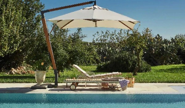 Unopiu parasol salento déporté