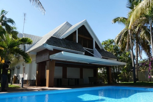 pergola bioclimatique maidon créole