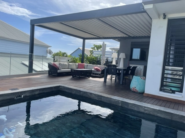 2 PERGOLA TECHNAL ST GILLES