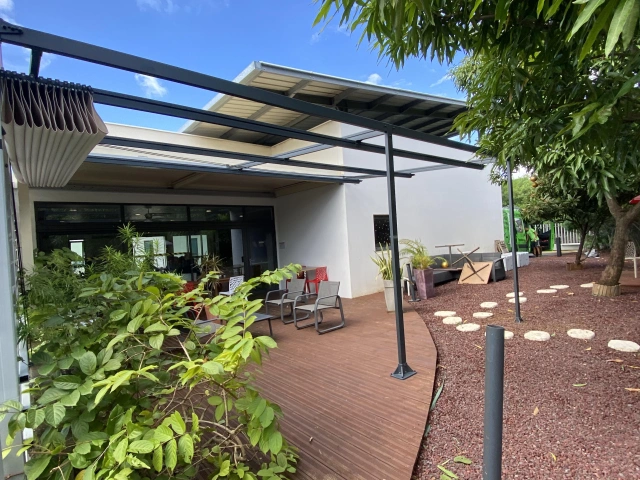 3 PERGOLA AZUR FRANCE TV