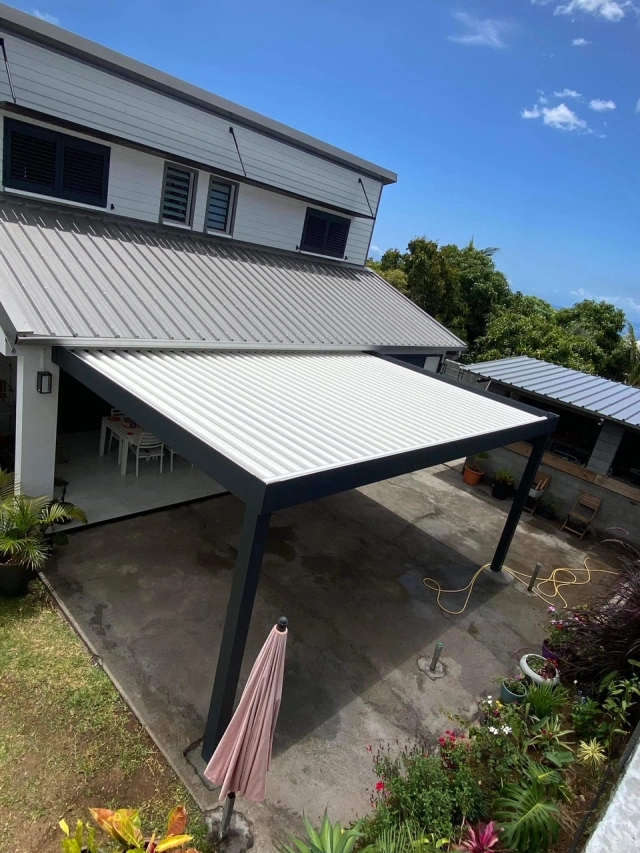 3 PERGOLA BIOCLIMATIQUE ÉPERON