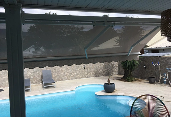 realisation-store-bras-americain-toile-micro-perforee3