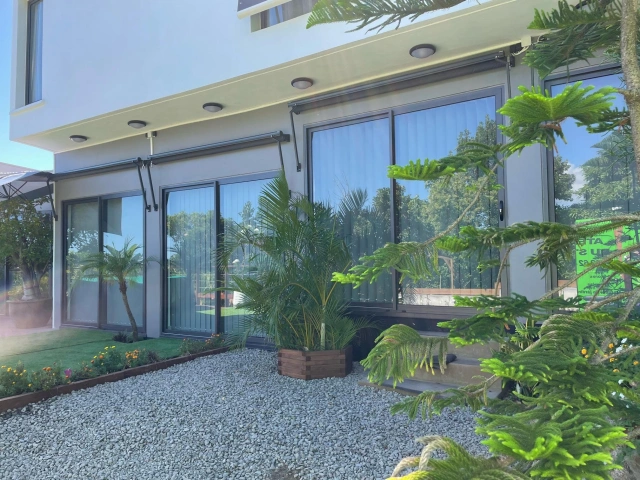 4store bras droit st andré