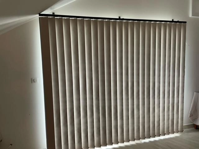 6 store bandes verticales st leu