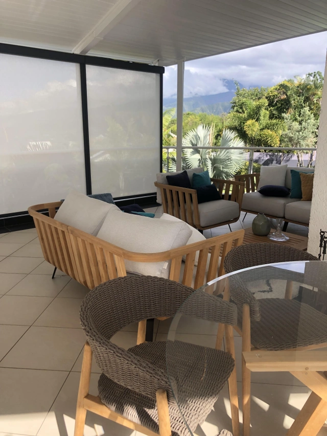 9TAMPON ZIP + MOBILIER