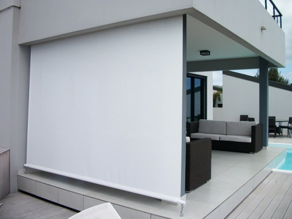 store vertical guidé blanc