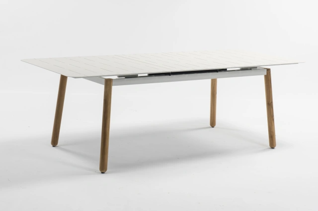 Alicante_table_2151-100-ACT_wb2_web